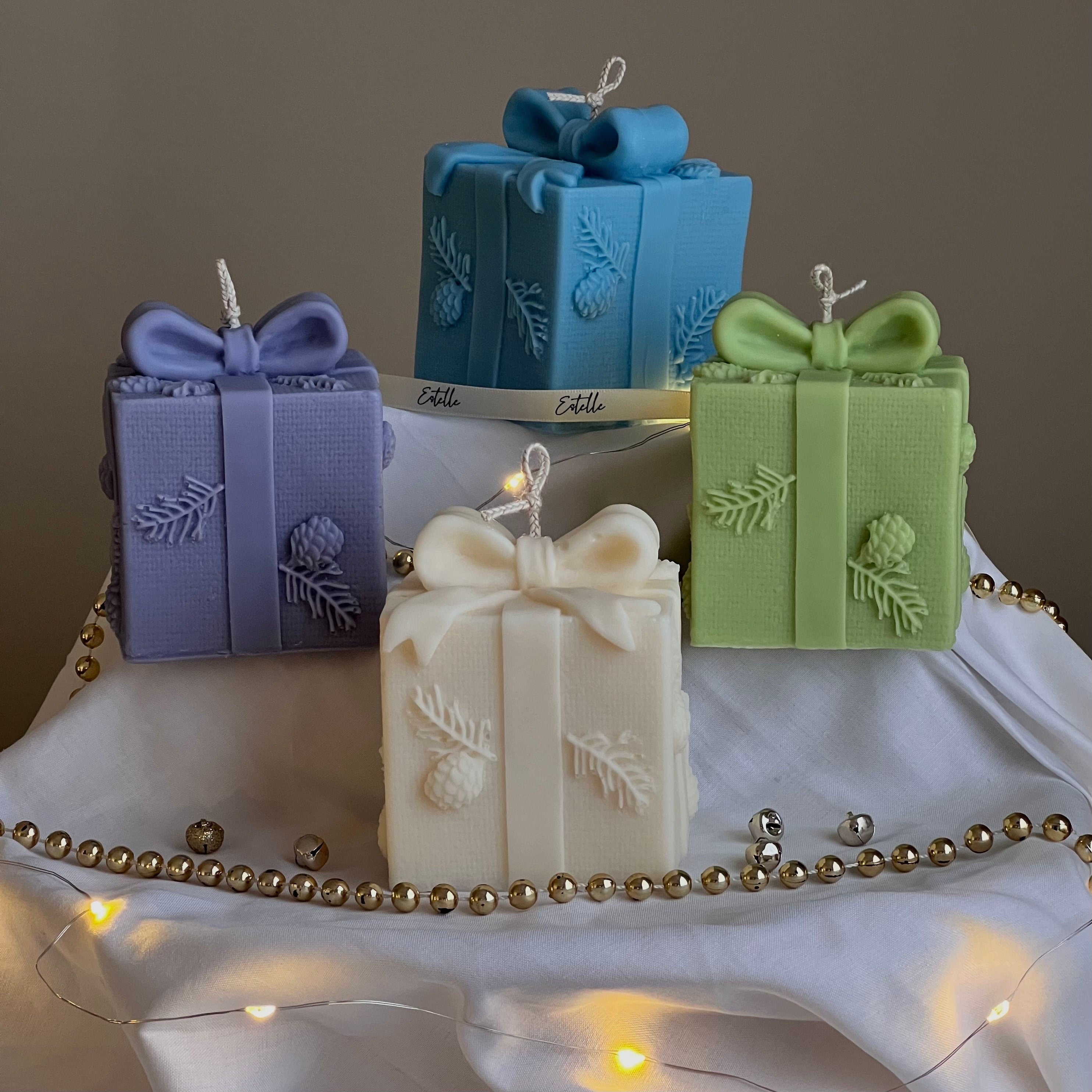 Christmas Gift Box Candle
