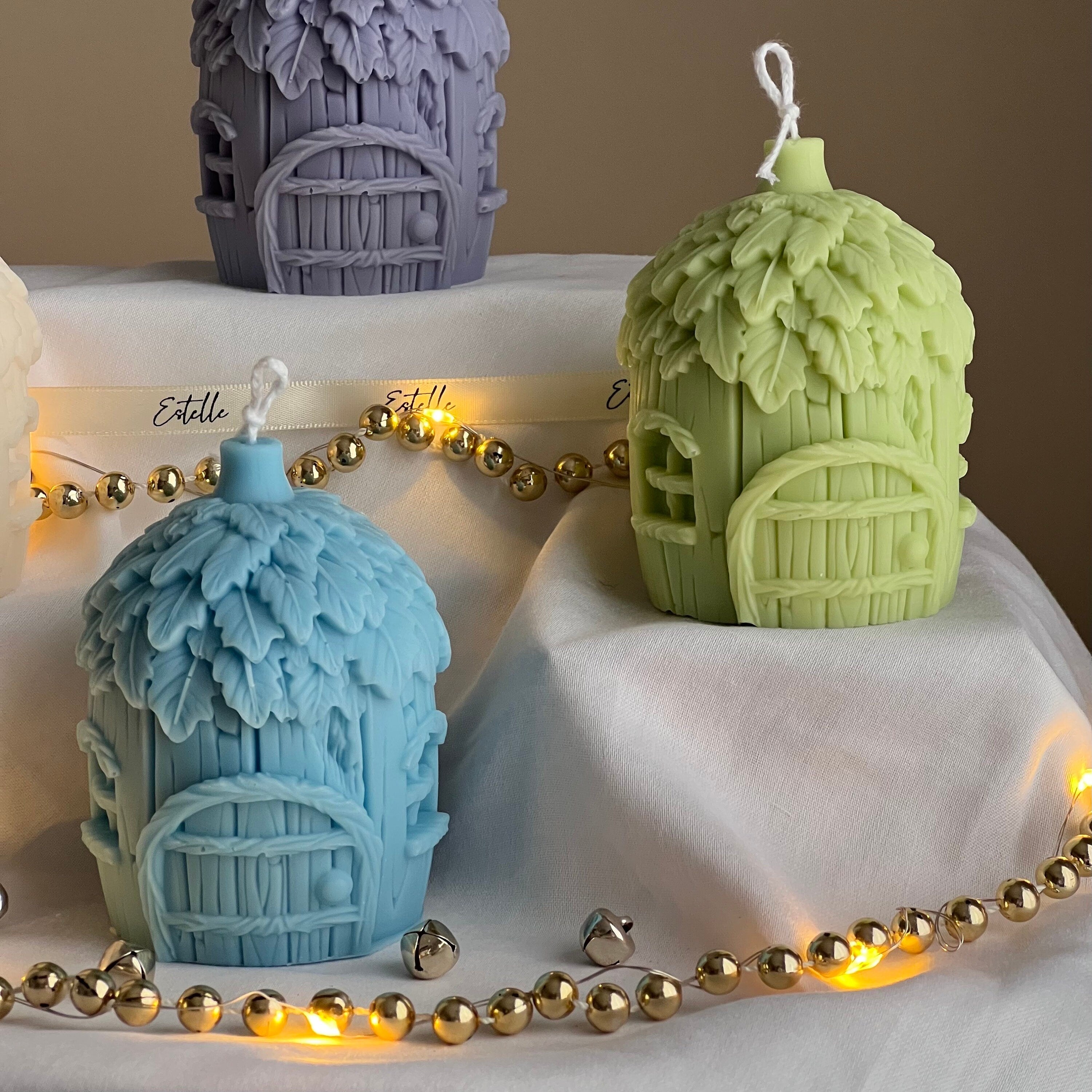 Acorn Christmas House Candle